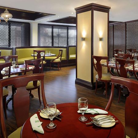 Al Safir Hotel Manama Restaurant photo